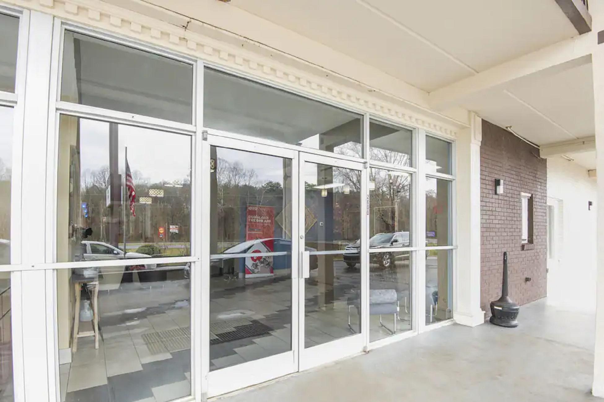 Econo Lodge فورست سيتي المظهر الخارجي الصورة