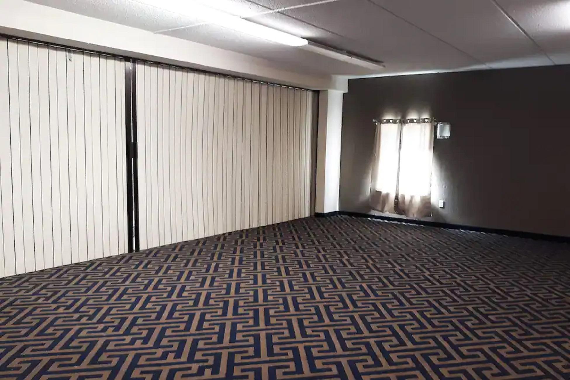 Econo Lodge فورست سيتي المظهر الخارجي الصورة