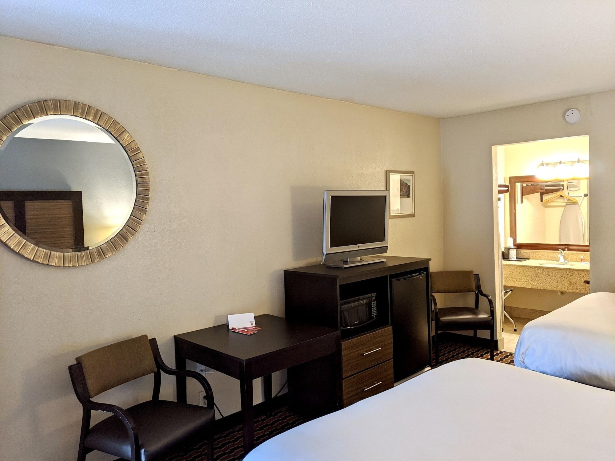 Econo Lodge فورست سيتي المظهر الخارجي الصورة