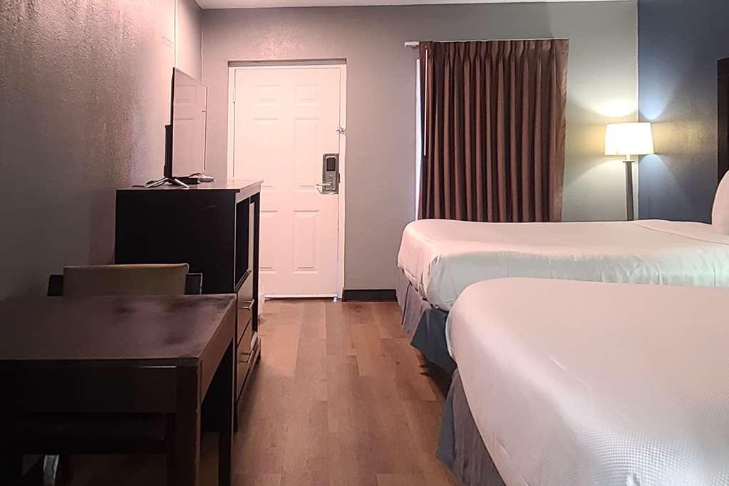Econo Lodge فورست سيتي الغرفة الصورة